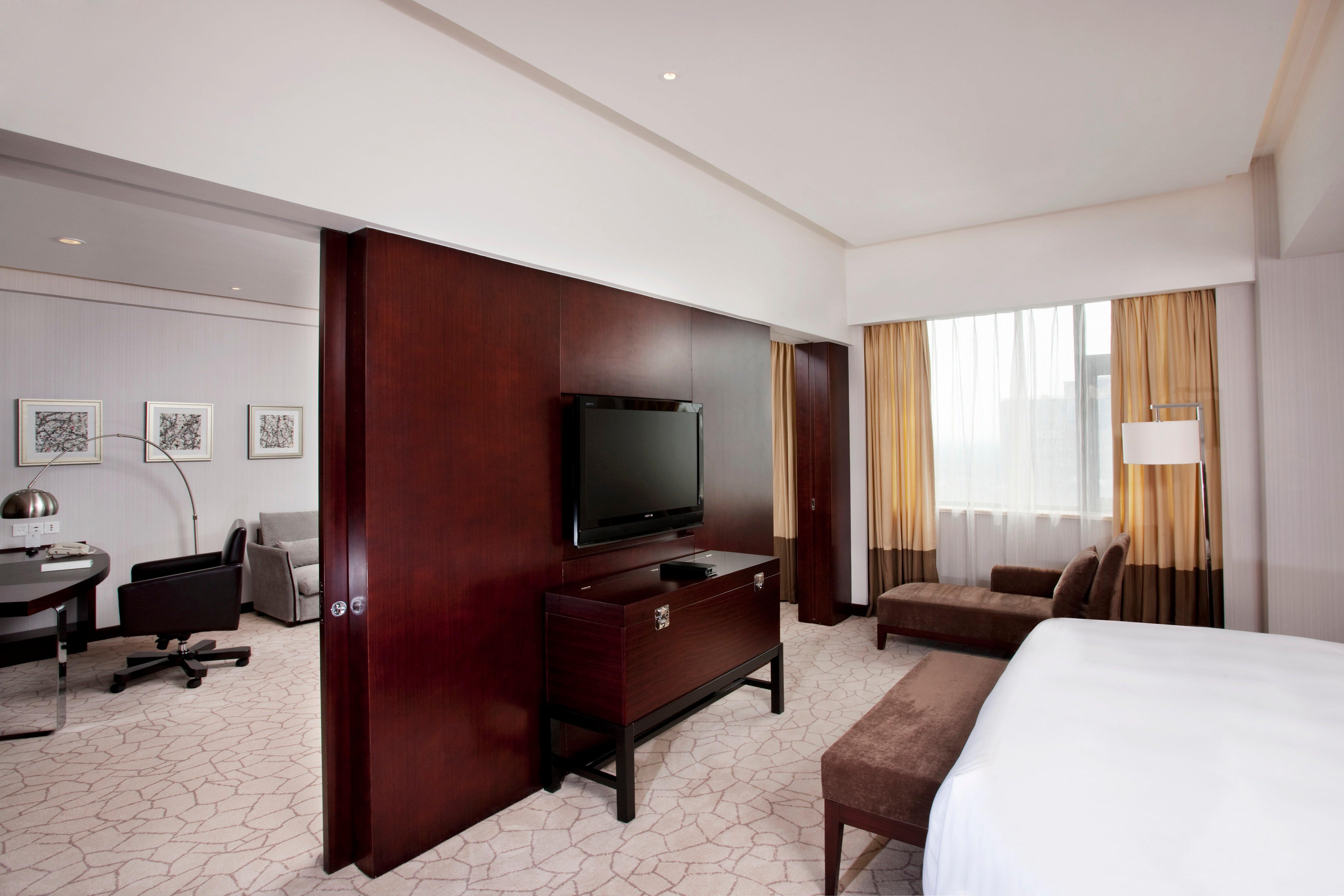 Holiday Inn Beijing Deshengmen By Ihg On 2Nd Ring Road Extension 10-15 Minute Taxi Ride To Shichahai Lama Temple Drum Tower Close To Beijing North Station For Badaling Great Wall Near Exit B Jishuitan Metro Line 2 المظهر الخارجي الصورة