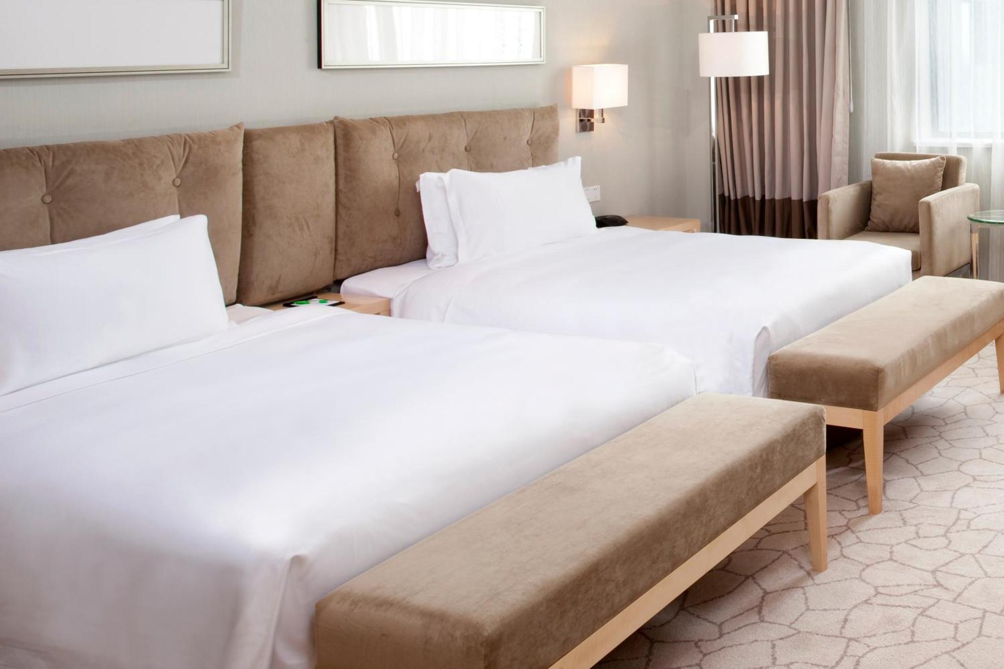 Holiday Inn Beijing Deshengmen By Ihg On 2Nd Ring Road Extension 10-15 Minute Taxi Ride To Shichahai Lama Temple Drum Tower Close To Beijing North Station For Badaling Great Wall Near Exit B Jishuitan Metro Line 2 المظهر الخارجي الصورة