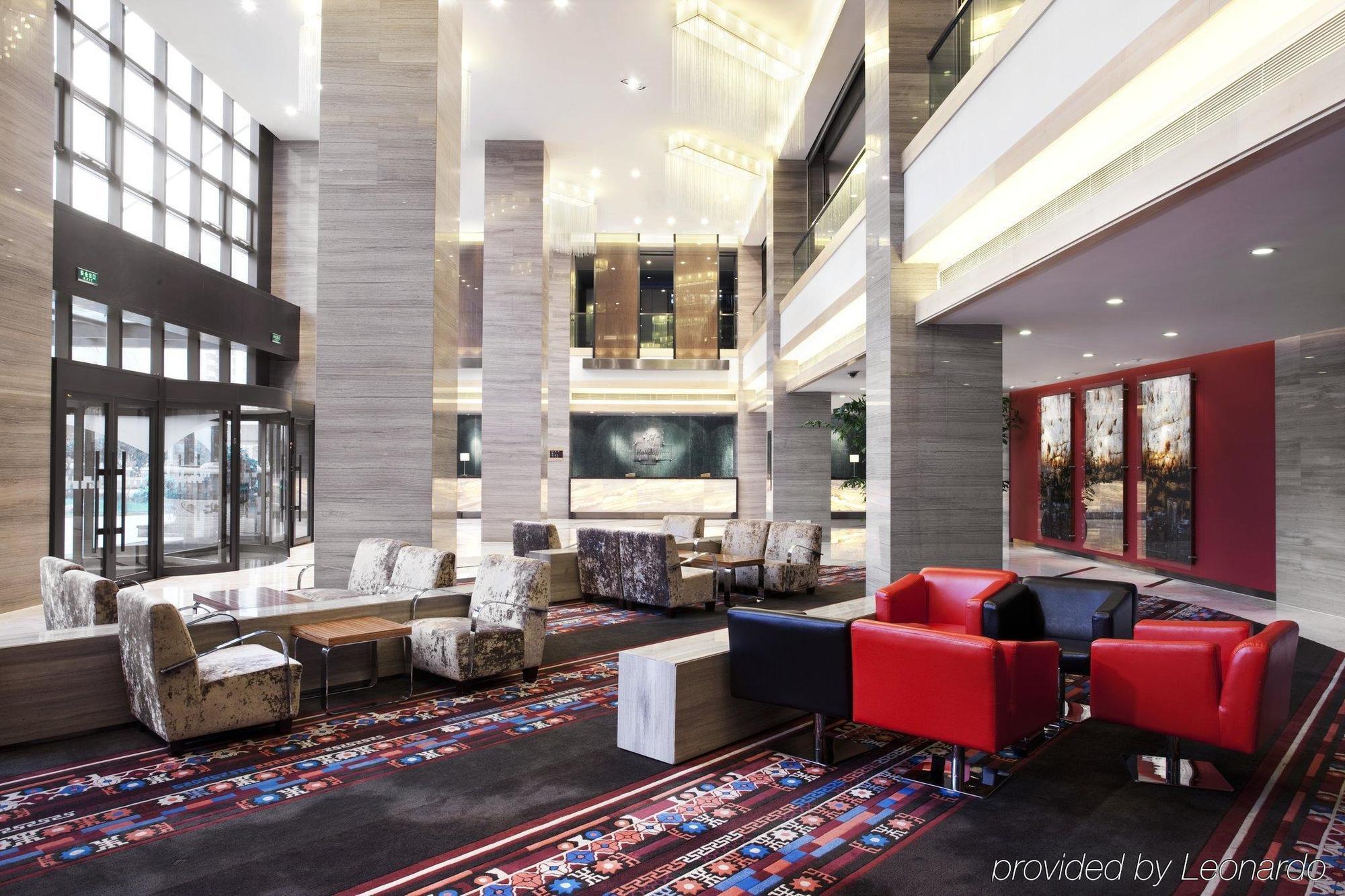 Holiday Inn Beijing Deshengmen By Ihg On 2Nd Ring Road Extension 10-15 Minute Taxi Ride To Shichahai Lama Temple Drum Tower Close To Beijing North Station For Badaling Great Wall Near Exit B Jishuitan Metro Line 2 المظهر الداخلي الصورة